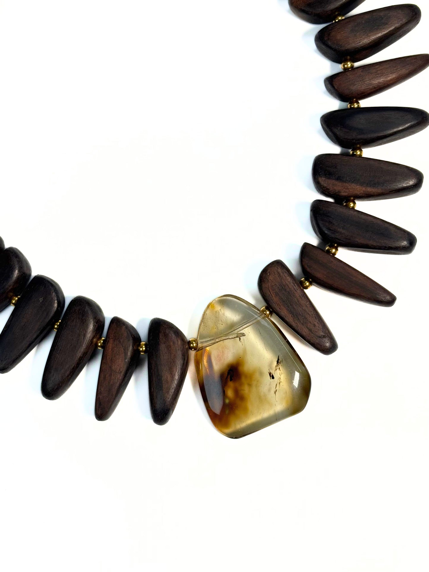 Collar Raíz Ahumada