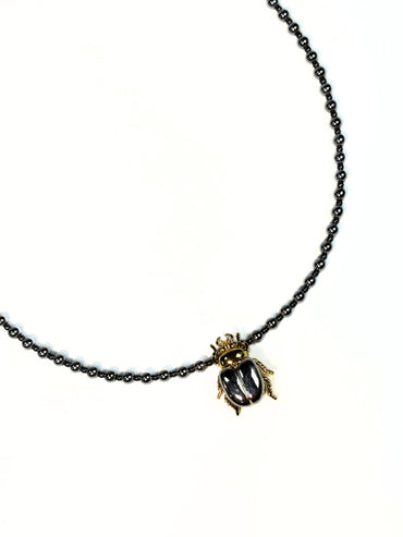 Collar Escarabajo