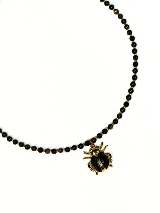 Collar Escarabajo